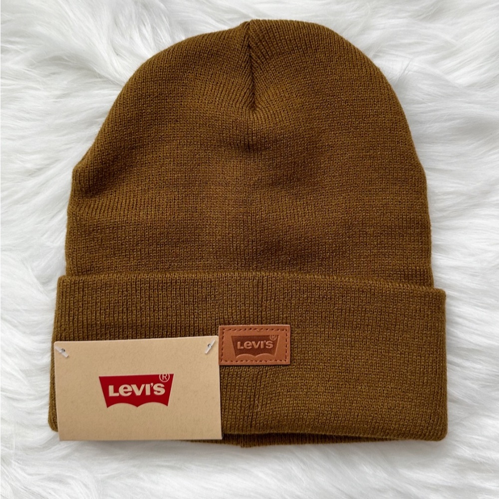 Unisex Levi’s Leather Logo Patch Beanie